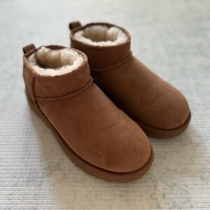 UGG Classic Ultra Mini Boot - Chestnut